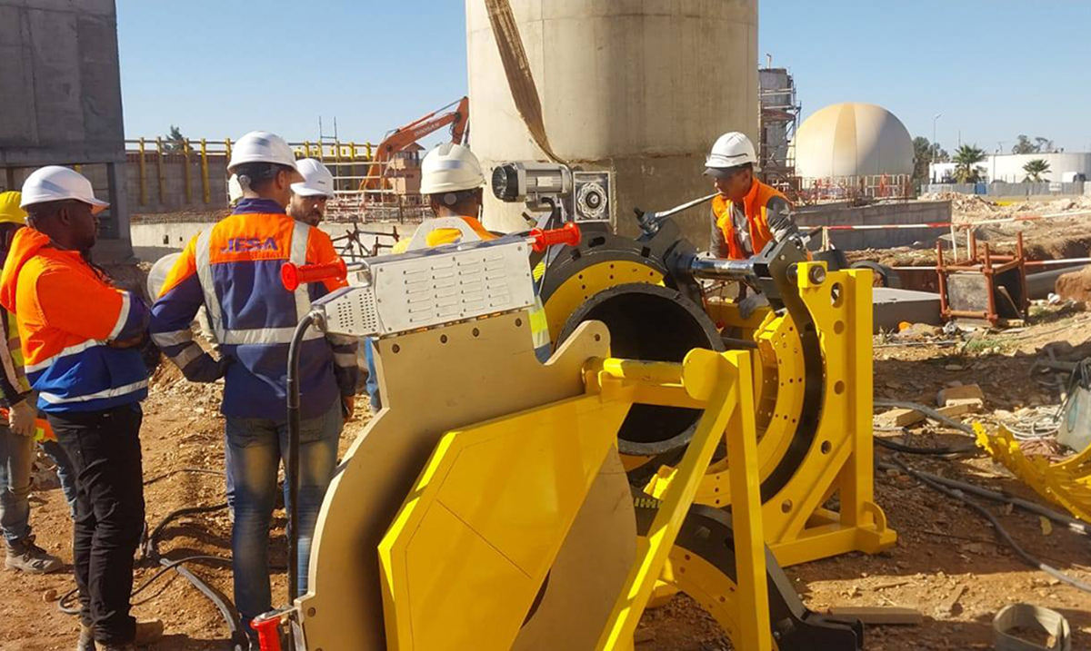 Um guia de manutenção abrangente para manter o desempenho do seu soldador por fusão de topo